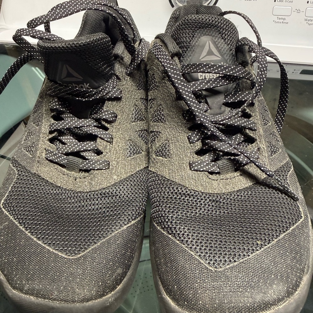 Reebok Men’s Black Athletic Training Shoes